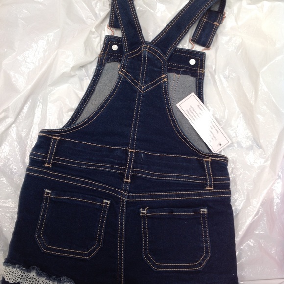 Jordache 4T denim blue bibbed shorts. Trimmed in lace /lace appliqué. Adorable! - Picture 2 of 5